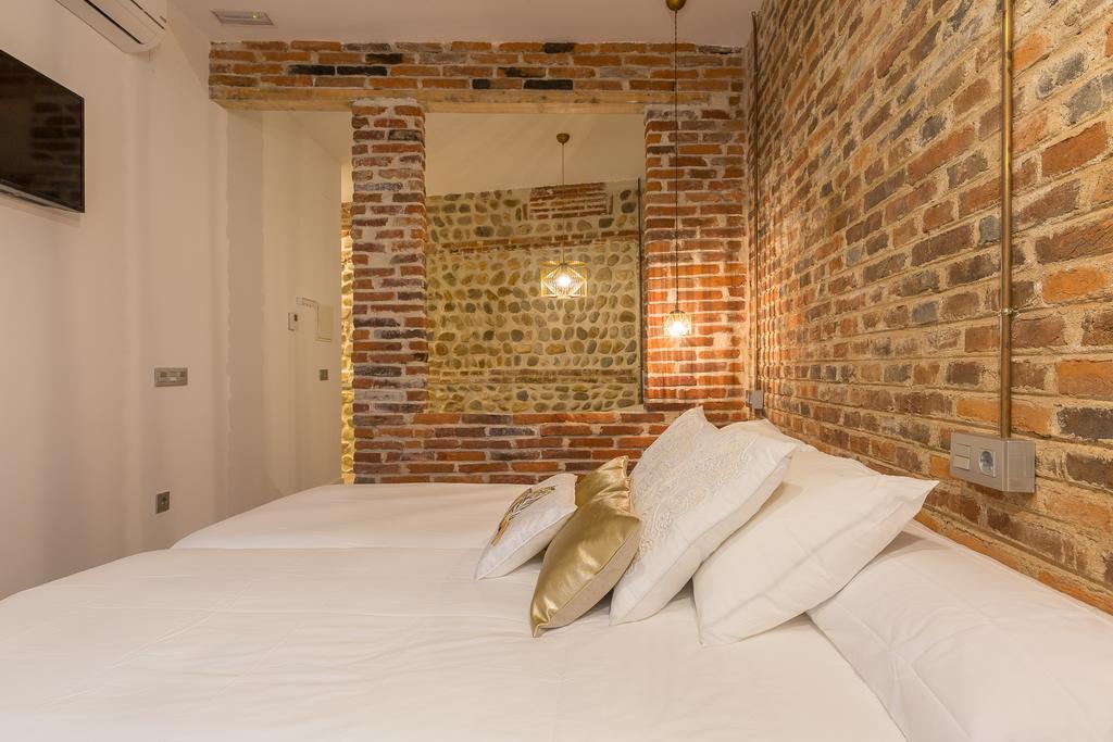 Albany Ancha Hotel León Eksteriør billede A bedroom at the hotel
